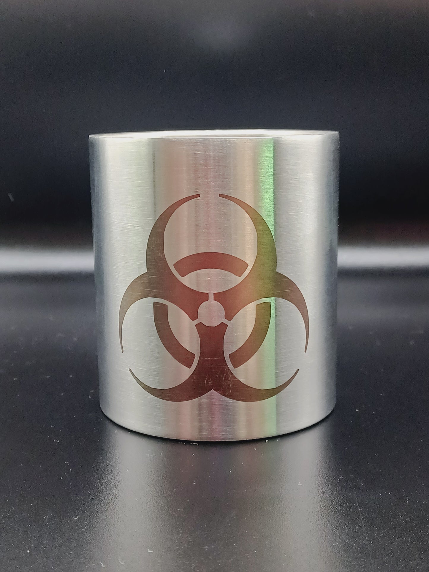 Tasse anse mousqueton Biohasard