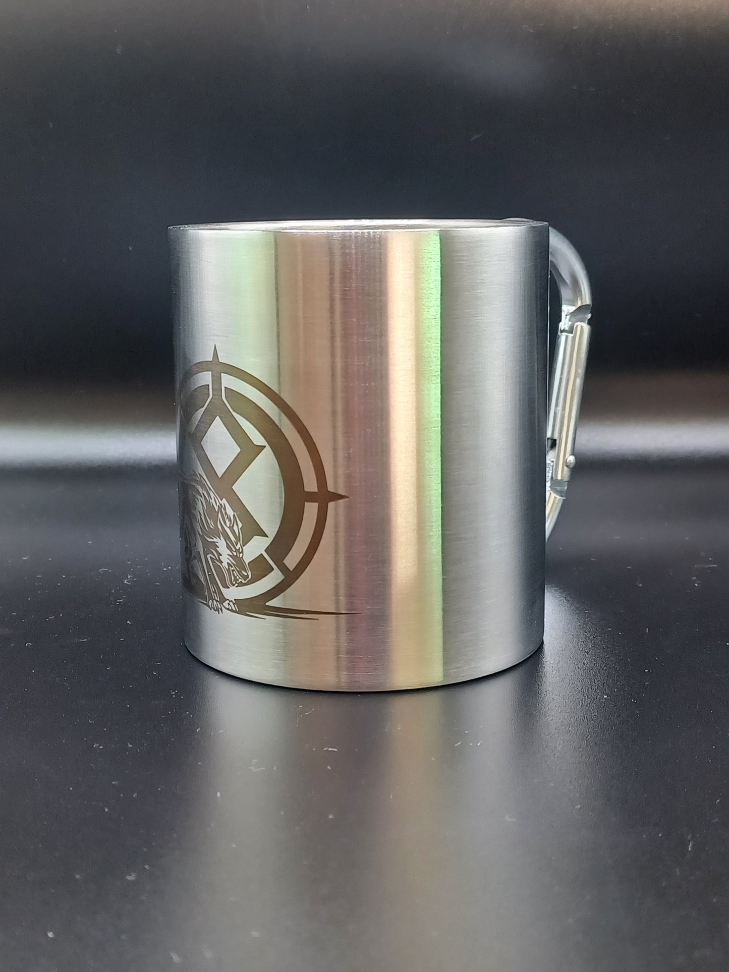 Tasse anse mousqueton Loup