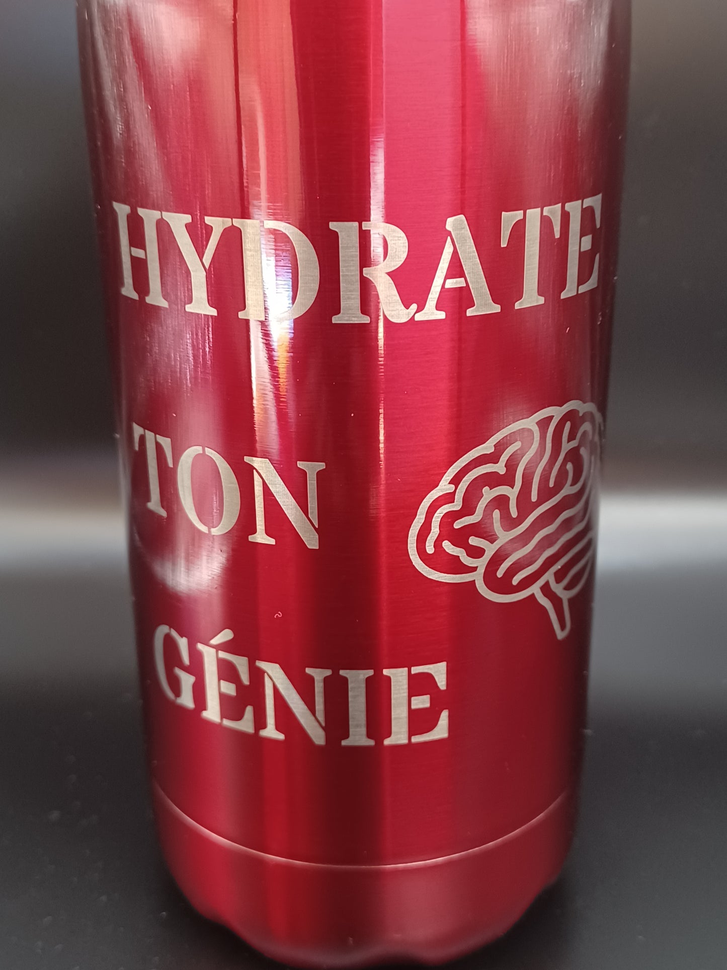 Gourde isotherme hydrate ton génie